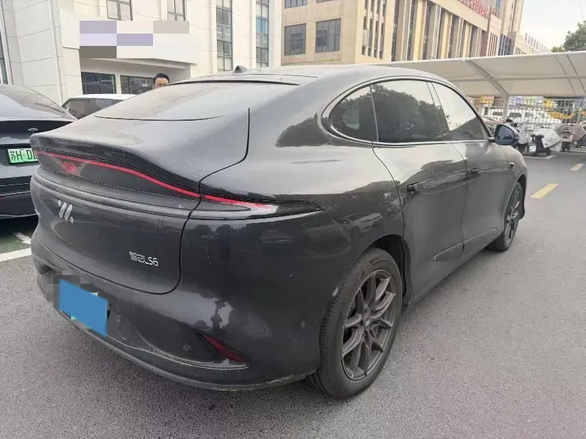 2025 IM LS6 BEV 75KWH,autocango,china used car exporter,china ev exporter,chinese used car exporter,chinese used ev exporter