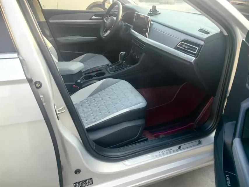 2023 Volkswagen Lavida 1.4T 150HP L4 7DCT,autocango,china used car exporter,china ev exporter,chinese used car exporter,chinese used ev exporter