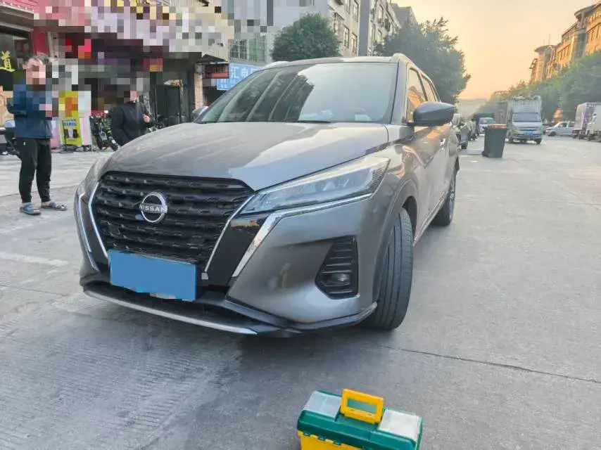 2023 Nissan Kicks 1.5L 122HP L4 CVT