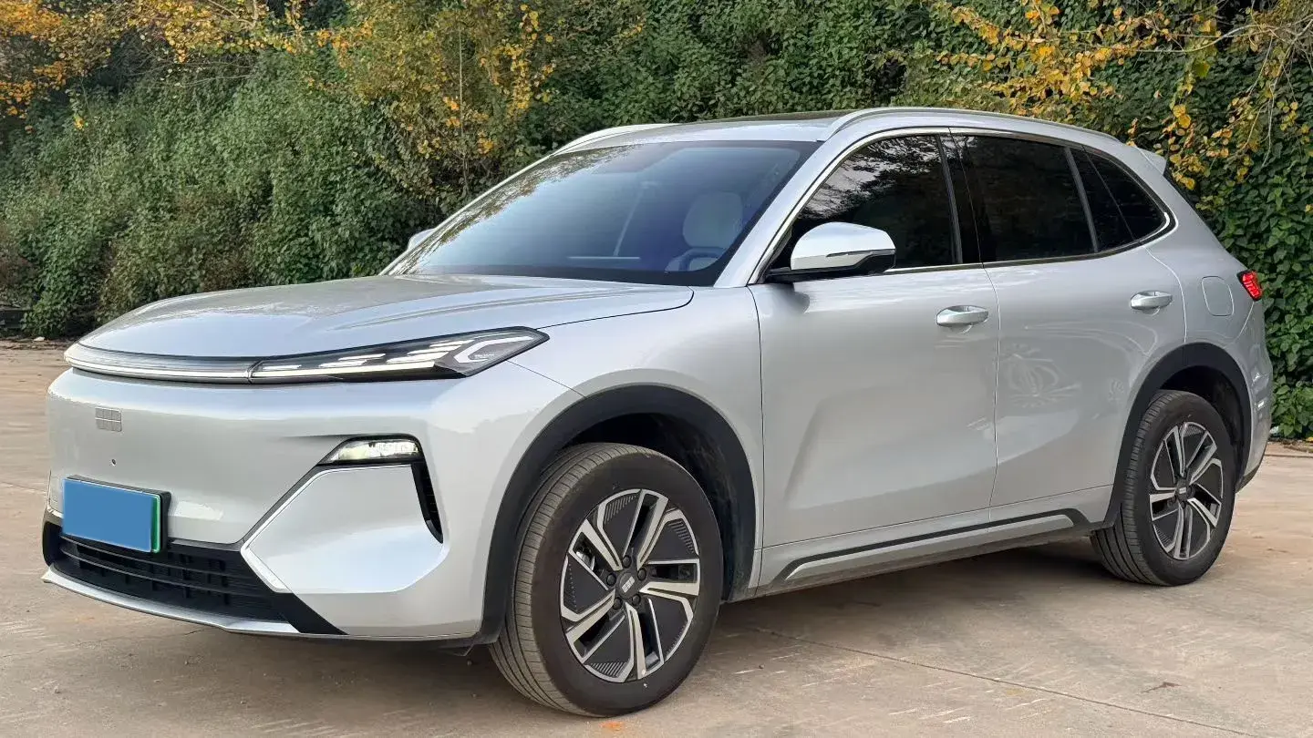 2025 LanDian E5 PLUS 1.5L 95HP L4 E-CVT PHEV 25KWH
