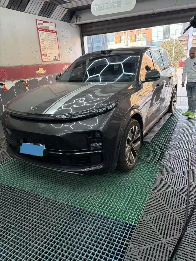 2024 Li L9 Range Extended 154HP REEV 52.3KWH,autocango,china used car exporter,china ev exporter,chinese used car exporter,chinese used ev exporter