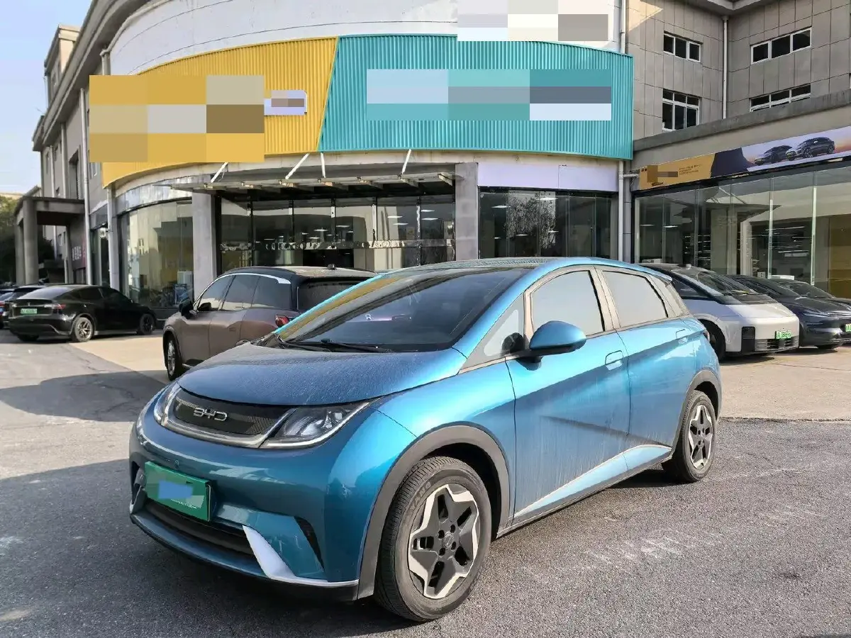 2021 Ford Escort 1.5L 122HP L3 6AT 2021 Ford Escort 1.5L 122HP L3 6AT