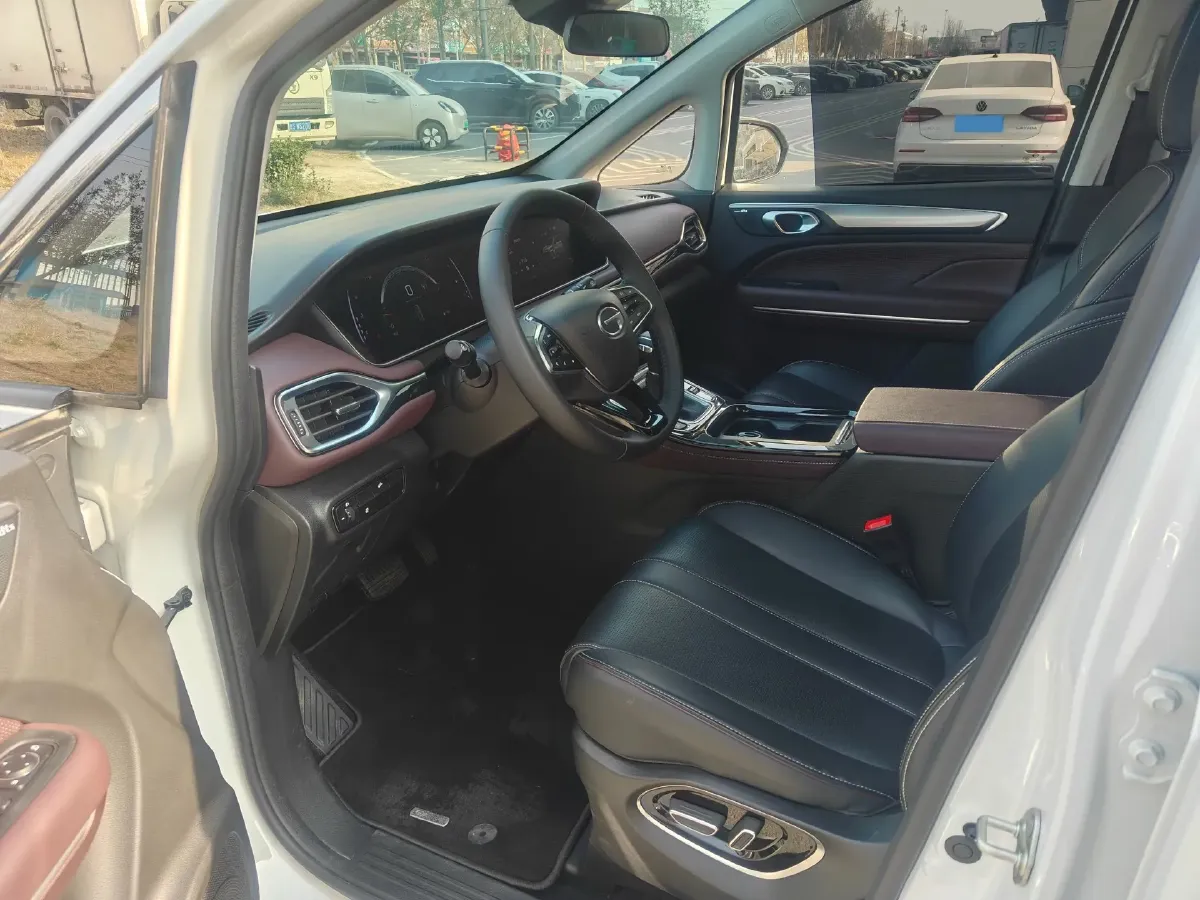 2023 GAC Trumpchi M6 1.5T 177HP L4 7DCT,autocango,china used car exporter,china ev exporter,chinese used car exporter,chinese used ev exporter