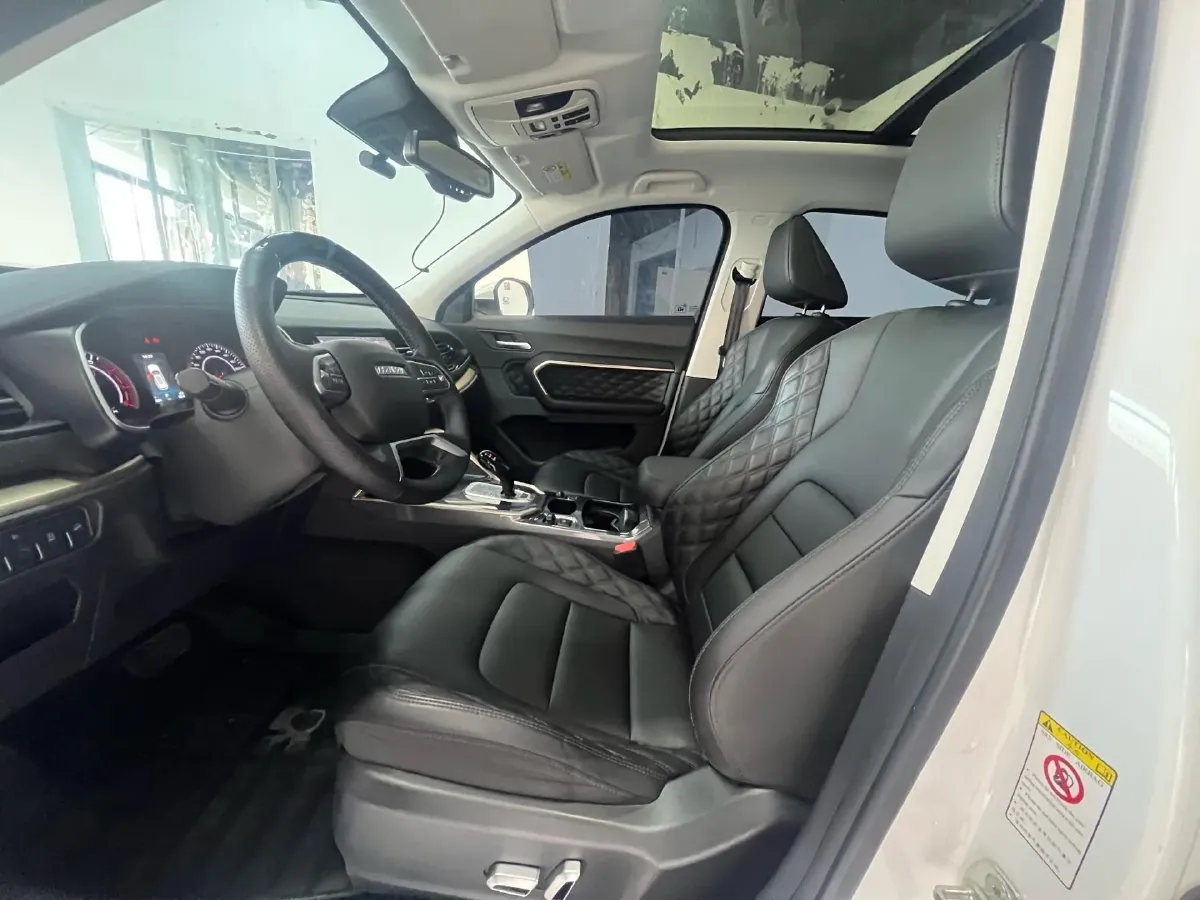 2021 Haval H6 1.5T 169HP L4 7DCT,autocango,china used car exporter,china ev exporter,chinese used car exporter,chinese used ev exporter