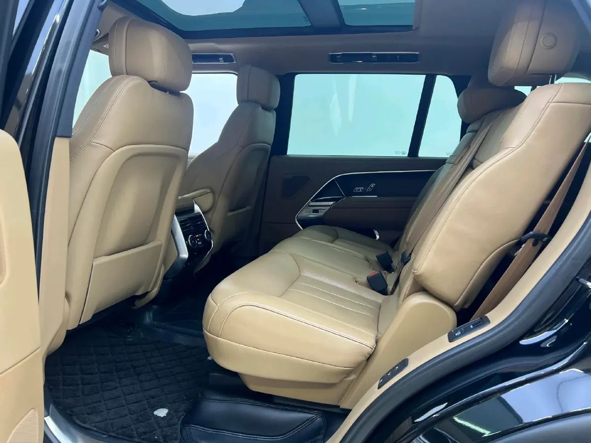 2024 Land Rover Range Rover 3.0T 400HP L6 8AT,autocango,china used car exporter,china ev exporter,chinese used car exporter,chinese used ev exporter