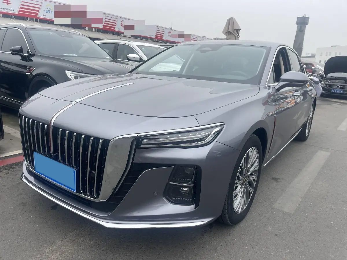 2023 HongQi H5 2.0T 224HP L4 8AT