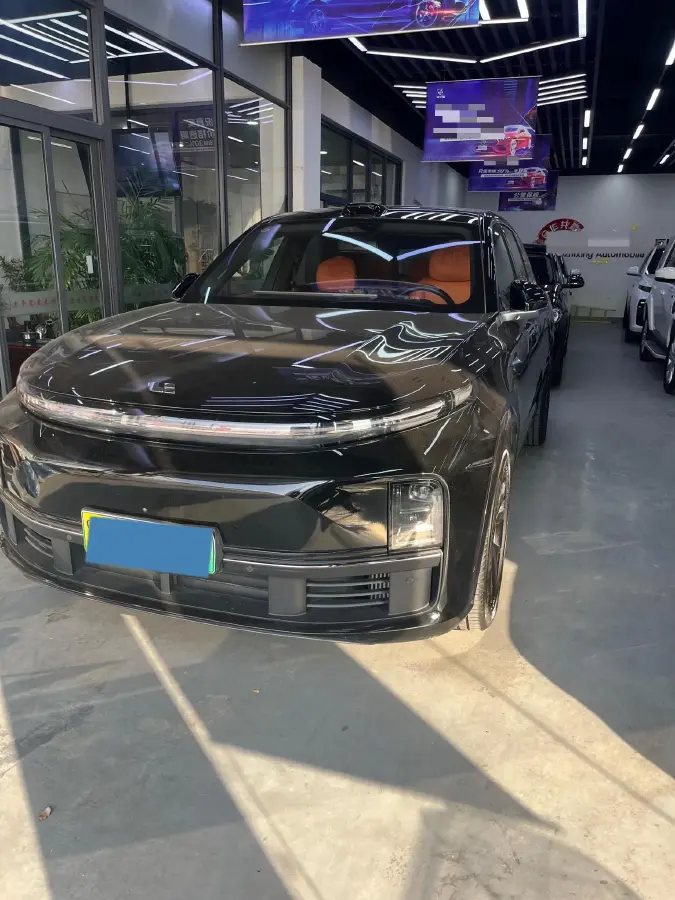 2023 Li L7 Range Extended 154HP REEV 40.9KWH