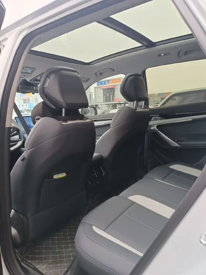 2024 Geely StarRay 1.5T 181HP L4 7DCT,autocango,china used car exporter,china ev exporter,chinese used car exporter,chinese used ev exporter