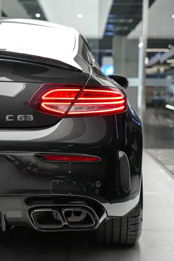 2021 Mercedes-Benz C AMG 4.0T 476HP V8 9AT,autocango,china used car exporter,china ev exporter,chinese used car exporter,chinese used ev exporter