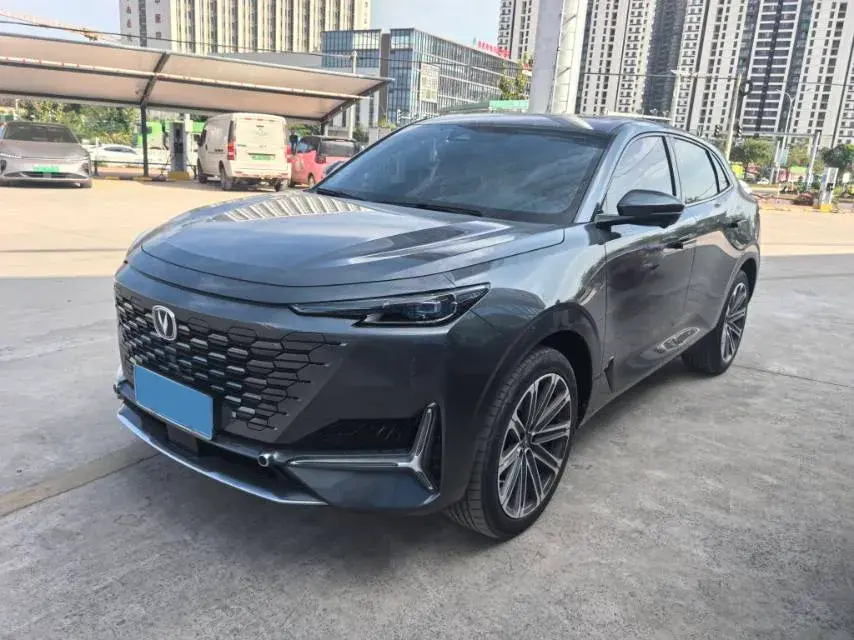 2021 ChangAn UNI-K 2.0T 233HP L4 8AT