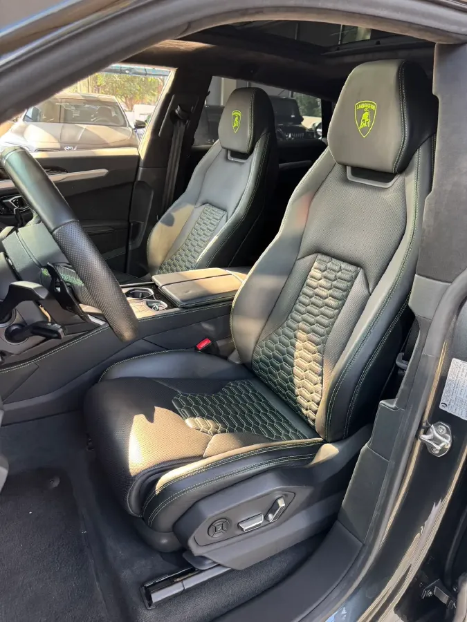 2018 Lamborghini Urus 4.0T 650HP V8 8AT,autocango,china used car exporter,china ev exporter,chinese used car exporter,chinese used ev exporter