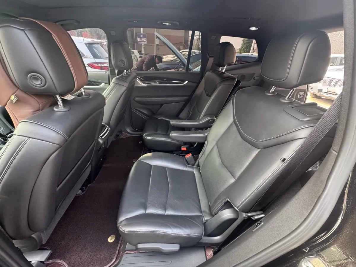 2020 Cadillac XT6 2.0T 237HP L4 9AT,autocango,china used car exporter,china ev exporter,chinese used car exporter,chinese used ev exporter