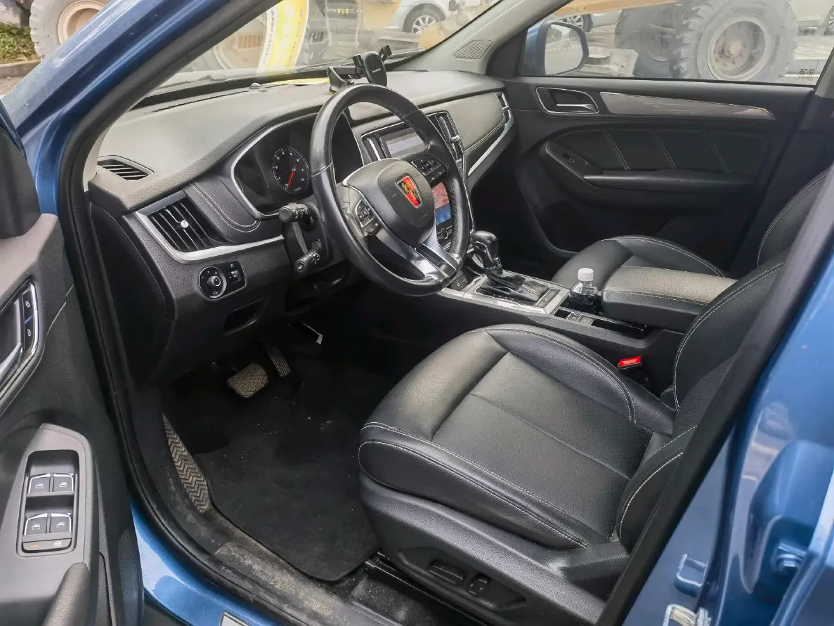 2019 Mitsubishi Eclipse Cross 1.5T 170HP L4 6MT,autocango,china used car exporter,china ev exporter,chinese used car exporter,chinese used ev exporter