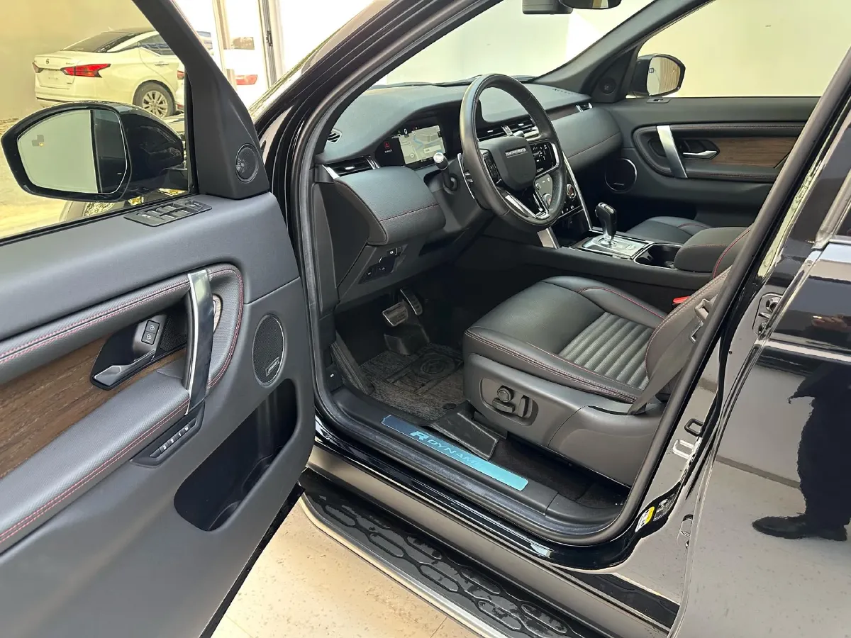 2022 Land Rover Discovery Sport 2.0T 249HP L4 9AT,autocango,china used car exporter,china ev exporter,chinese used car exporter,chinese used ev exporter