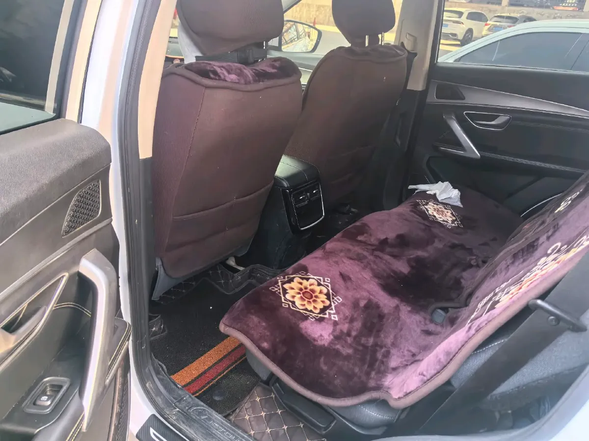 2021 Jetour X70 Plus 1.5T 156HP L4 6MT,autocango,china used car exporter,china ev exporter,chinese used car exporter,chinese used ev exporter