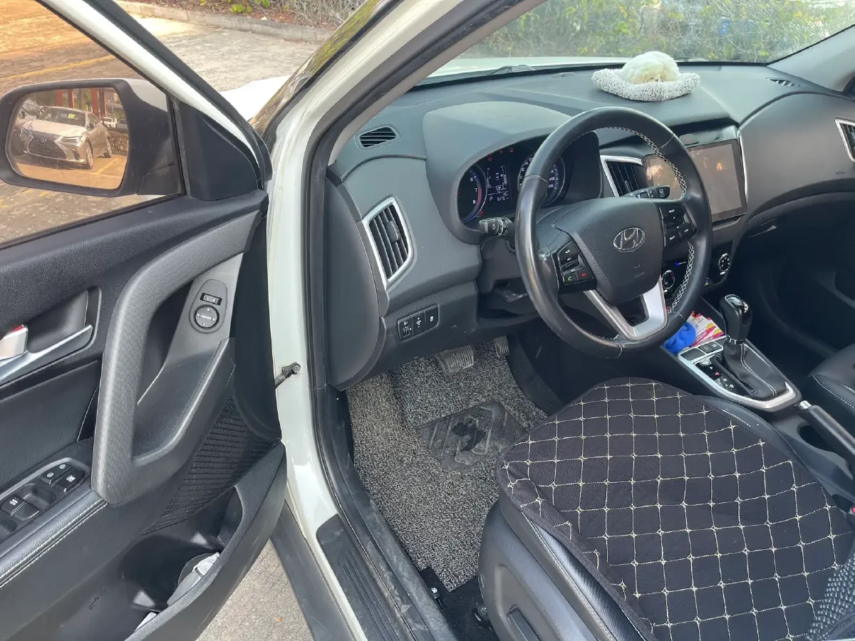 2017 Hyundai ix25 1.6L 125HP L4 6AT,autocango,china used car exporter,china ev exporter,chinese used car exporter,chinese used ev exporter