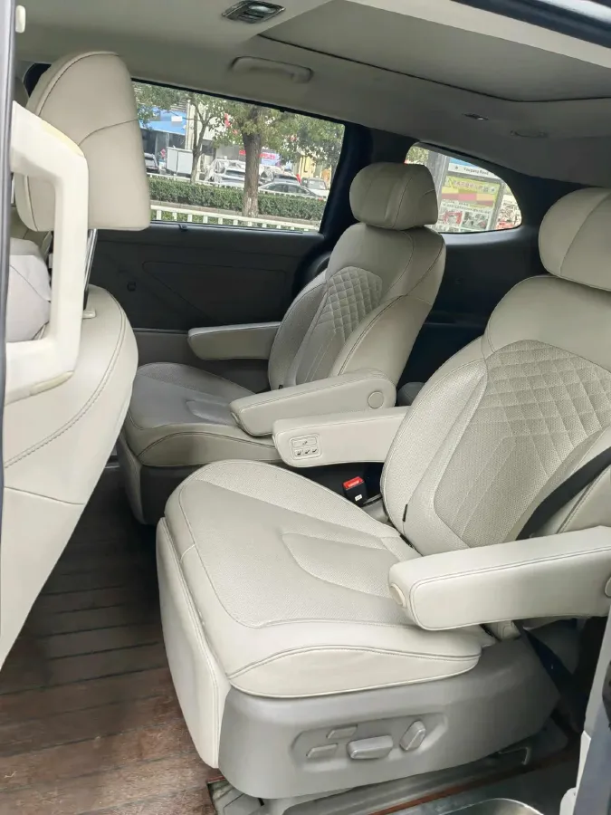 2021 Hyundai Custo 2.0T 236HP L4 8AT,autocango,china used car exporter,china ev exporter,chinese used car exporter,chinese used ev exporter