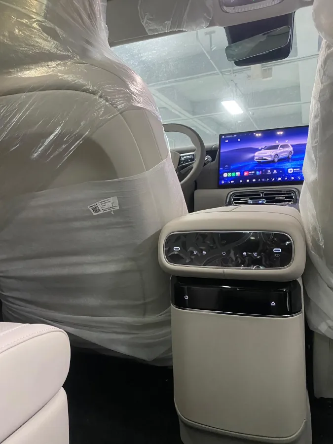 2025 Geely Galaxy M9 1.5T 163HP L4 3DHT PHEV,autocango,china used car exporter,china ev exporter,chinese used car exporter,chinese used ev exporter