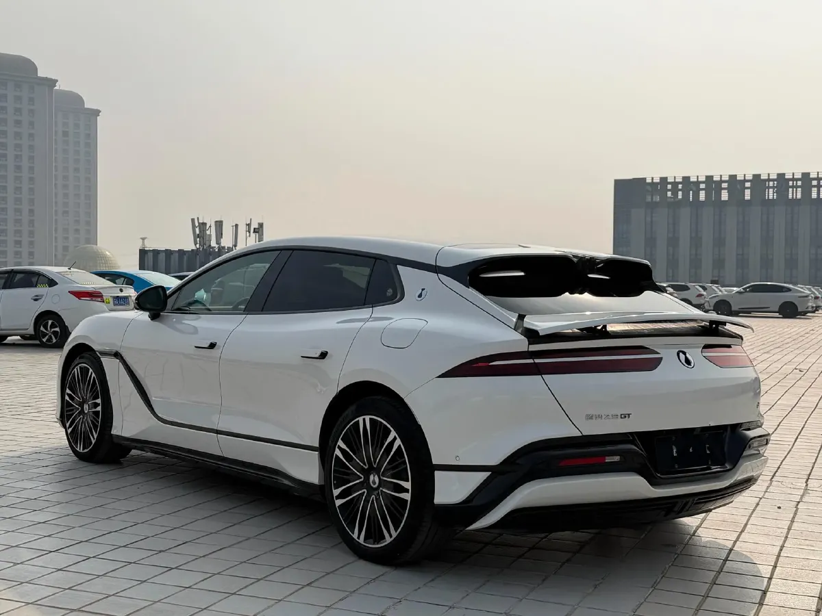 2024 Denza DenzaZ9GT 2.0T 207HP L4 E-CVT PHEV 38.5KWH,autocango,china used car exporter,china ev exporter,chinese used car exporter,chinese used ev exporter