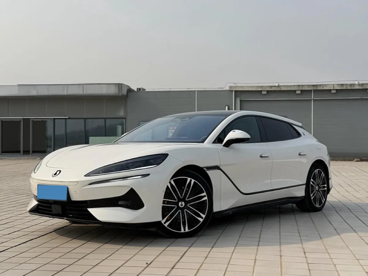 2024 Denza DenzaZ9GT 2.0T 207HP L4 E-CVT PHEV 38.5KWH,autocango,china used car exporter,china ev exporter,chinese used car exporter,chinese used ev exporter