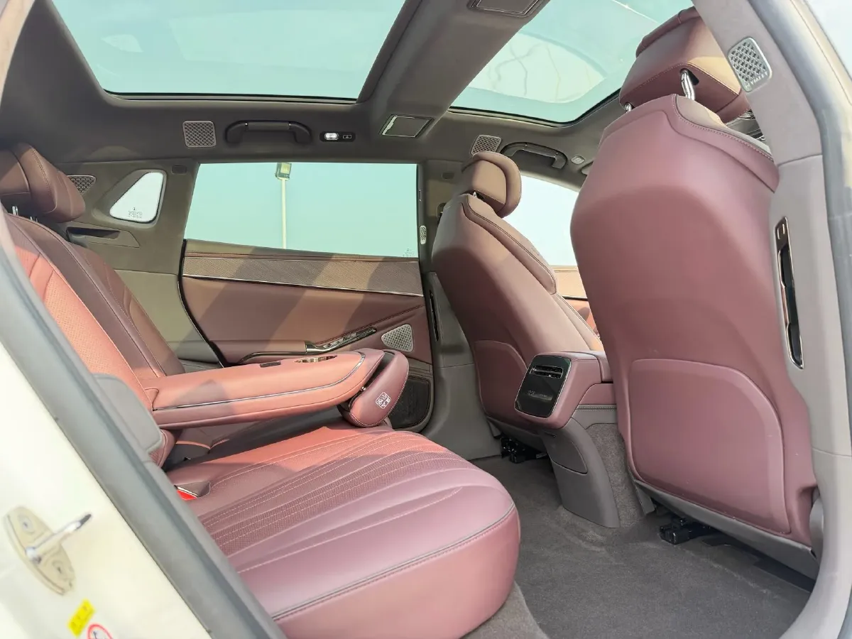 2024 Denza DenzaZ9GT 2.0T 207HP L4 E-CVT PHEV 38.5KWH,autocango,china used car exporter,china ev exporter,chinese used car exporter,chinese used ev exporter