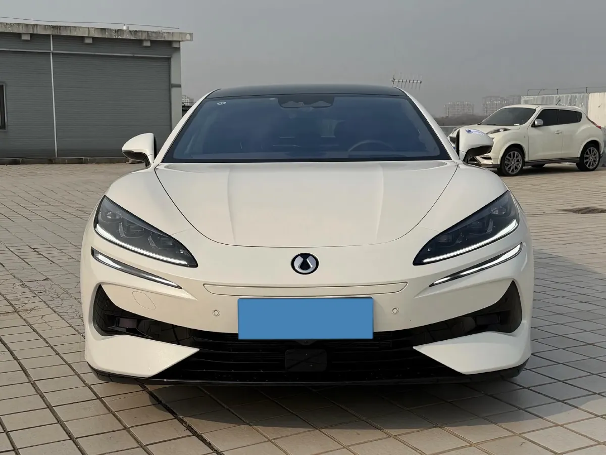 2024 Denza DenzaZ9GT 2.0T 207HP L4 E-CVT PHEV 38.5KWH,autocango,china used car exporter,china ev exporter,chinese used car exporter,chinese used ev exporter