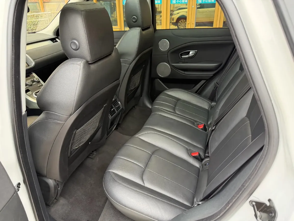 2018 Land Rover Range Rover Evoque 2.0T 241HP L4 9AT,autocango,china used car exporter,china ev exporter,chinese used car exporter,chinese used ev exporter