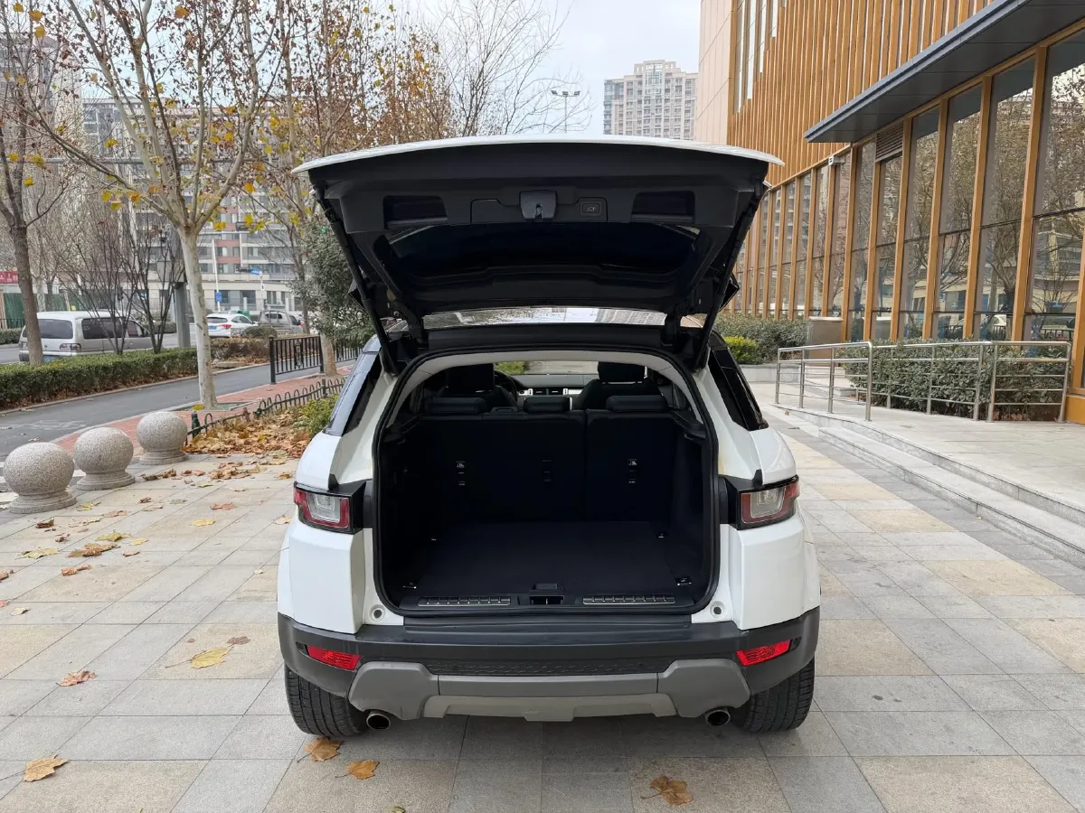 2018 Land Rover Range Rover Evoque 2.0T 241HP L4 9AT,autocango,china used car exporter,china ev exporter,chinese used car exporter,chinese used ev exporter