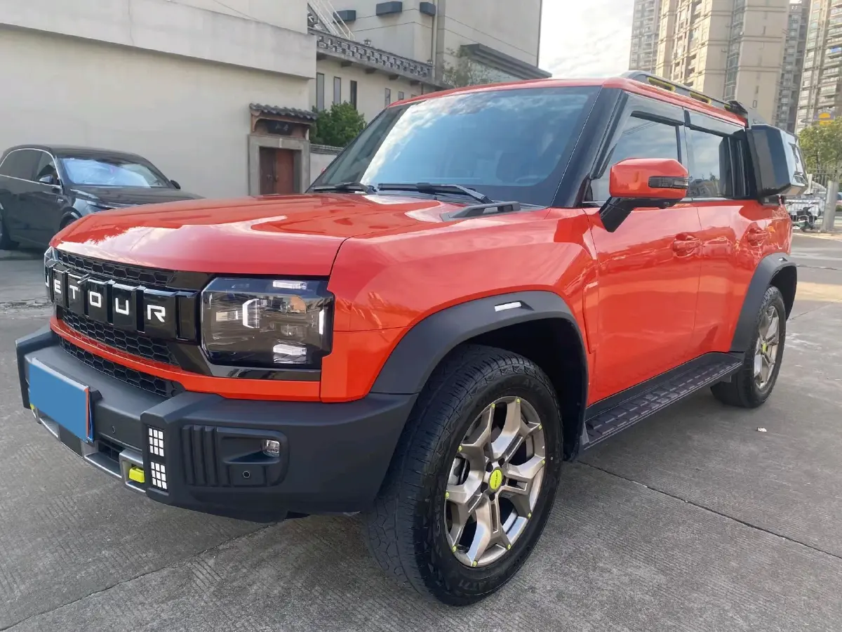 2023 Jetour Traveller 2.0T 254HP L4 8AT