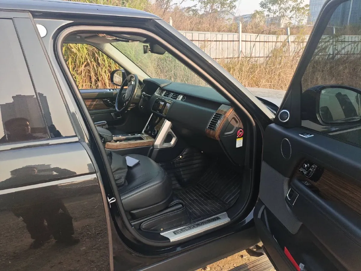 2019 Land Rover Range Rover 3.0T 381HP V6 8AT,autocango,china used car exporter,china ev exporter,chinese used car exporter,chinese used ev exporter