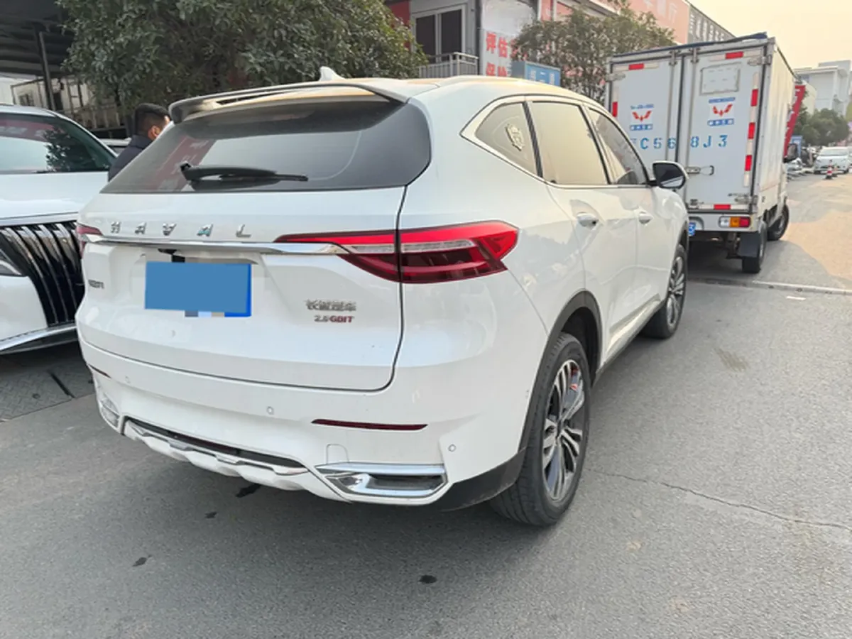 2020 Haval F7 2.0T 224HP L4 7DCT,autocango,china used car exporter,china ev exporter,chinese used car exporter,chinese used ev exporter