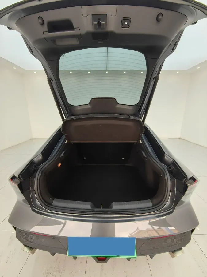 2023 ChangAn UNI-V iDD 1.5T 170HP L4 6TCT PHEV 18.4KWH,autocango,china used car exporter,china ev exporter,chinese used car exporter,chinese used ev exporter