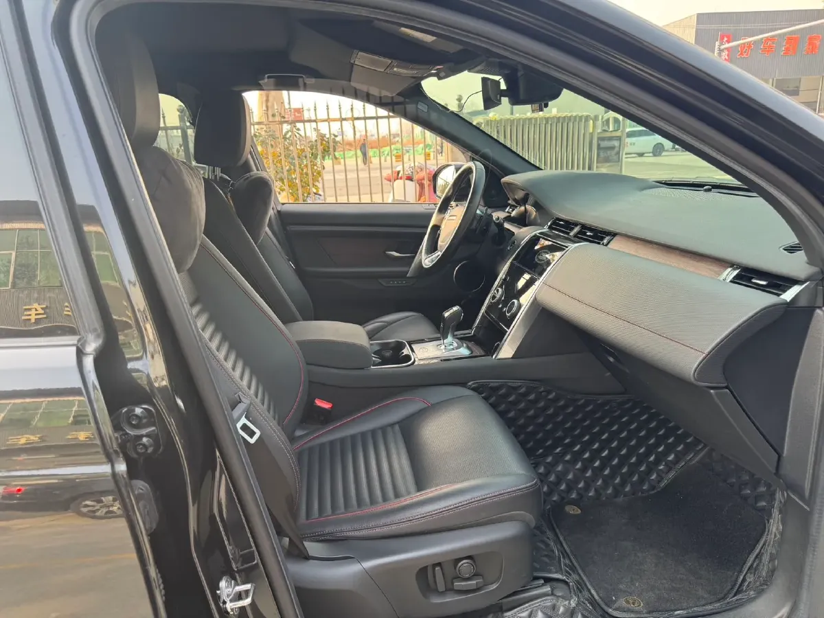 2020 Land Rover Discovery Sport 2.0T 249HP L4 9AT,autocango,china used car exporter,china ev exporter,chinese used car exporter,chinese used ev exporter