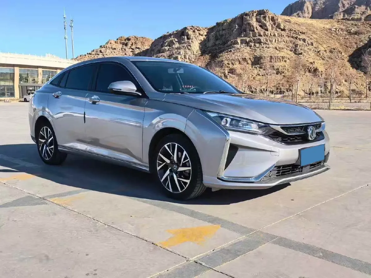 2020 DongFeng Aeolus YiXuan 1.5T 150HP L4 6DCT,autocango,china used car exporter,china ev exporter,chinese used car exporter,chinese used ev exporter