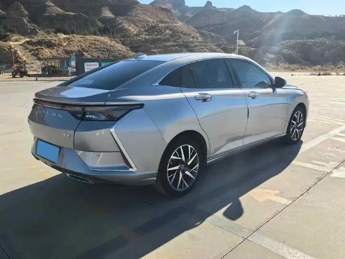 2020 DongFeng Aeolus YiXuan 1.5T 150HP L4 6DCT,autocango,china used car exporter,china ev exporter,chinese used car exporter,chinese used ev exporter