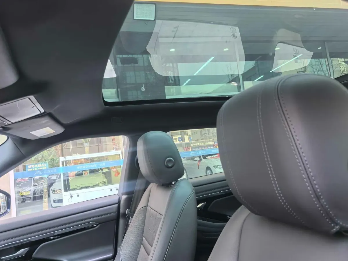 2020 Land Rover Range Rover Evoque 2.0T 249HP L4 9AT,autocango,china used car exporter,china ev exporter,chinese used car exporter,chinese used ev exporter