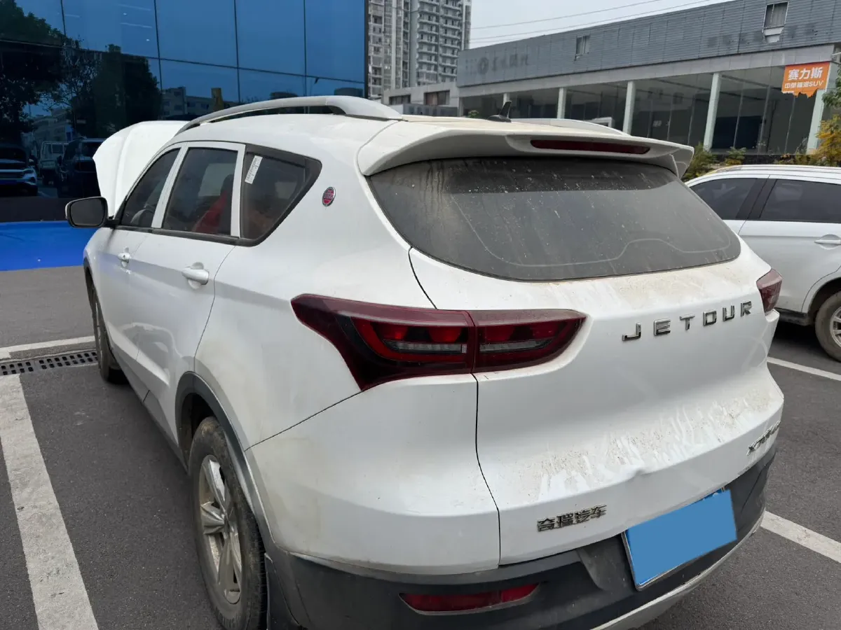 2022 Jetour X70M 1.5T 156HP L4 6MT,autocango,china used car exporter,china ev exporter,chinese used car exporter,chinese used ev exporter