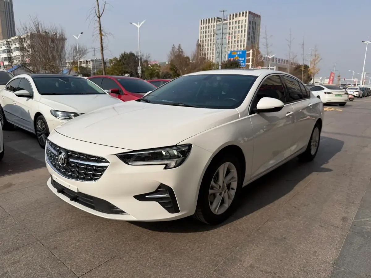 2022 Buick Regal 1.5T 169HP L4 9AT