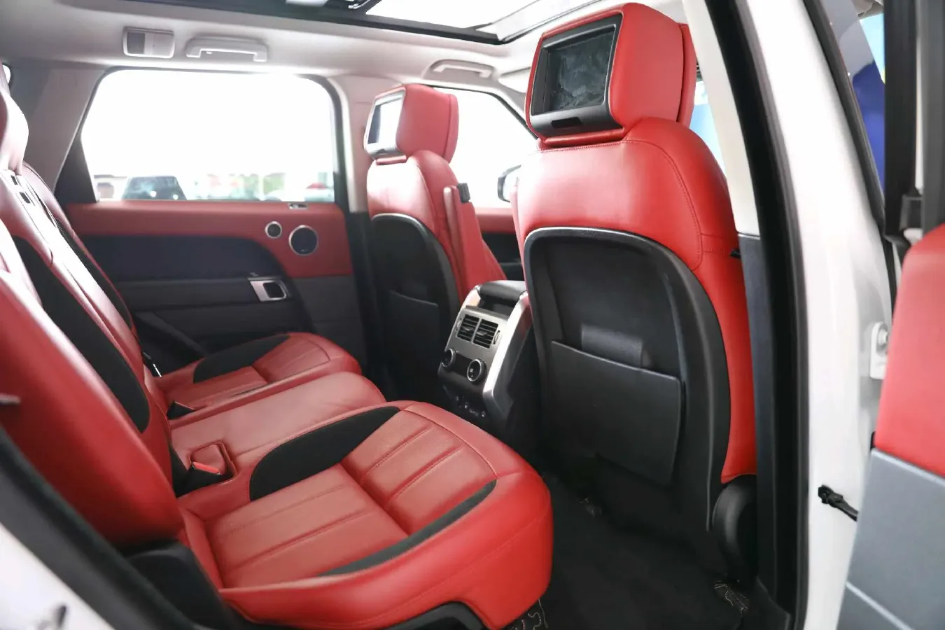 2018 Land Rover Range Rover Sport 3.0T 340HP V6 8AT,autocango,china used car exporter,china ev exporter,chinese used car exporter,chinese used ev exporter