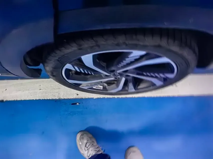 2021 Geely Monjaro 2.0T 218HP L4 7DCT,autocango,china used car exporter,china ev exporter,chinese used car exporter,chinese used ev exporter