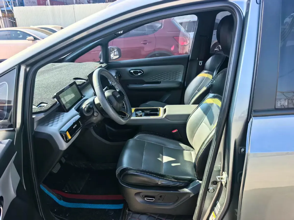 2022 Geely Okavango 1.8T 184HP L4 7DCT,autocango,china used car exporter,china ev exporter,chinese used car exporter,chinese used ev exporter