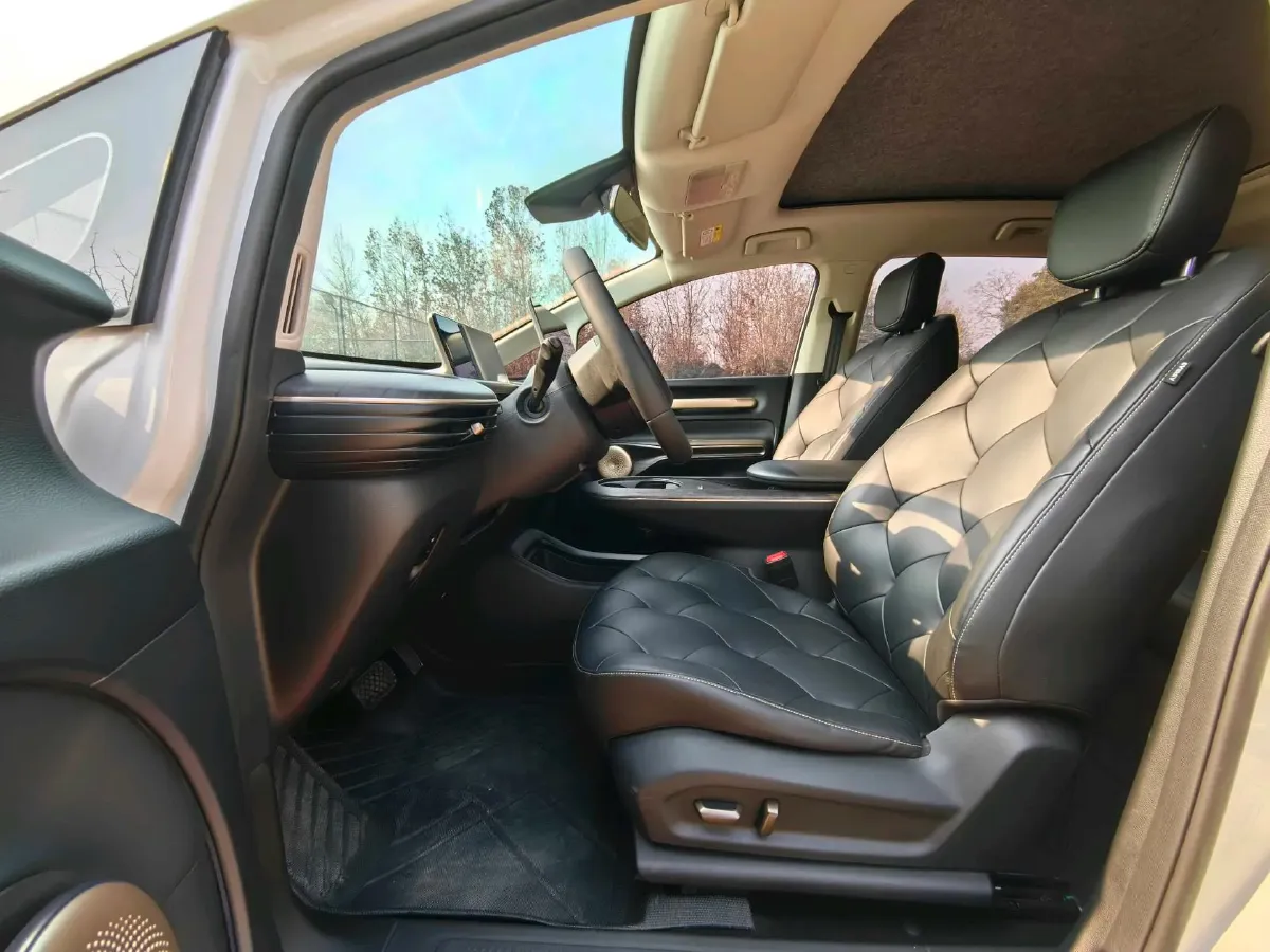 2023 BaoJun Cloud BEV 50.6KWH,autocango,china used car exporter,china ev exporter,chinese used car exporter,chinese used ev exporter