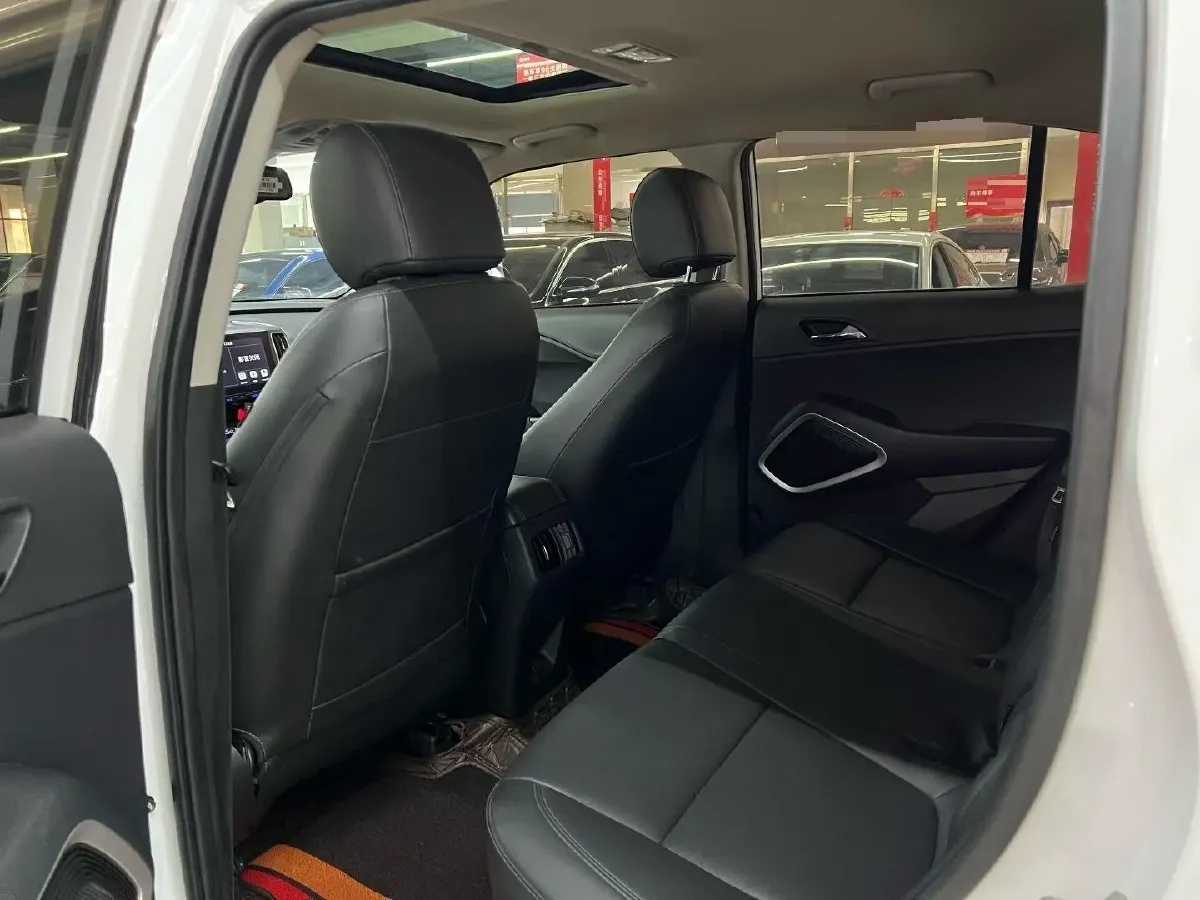 2018 Hyundai ix35 2.0L 160HP L4 6AT,autocango,china used car exporter,china ev exporter,chinese used car exporter,chinese used ev exporter