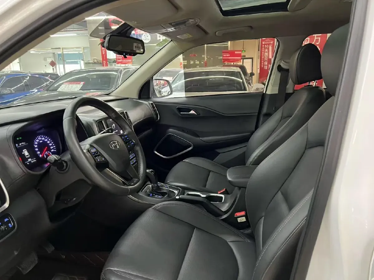 2018 Hyundai ix35 2.0L 160HP L4 6AT,autocango,china used car exporter,china ev exporter,chinese used car exporter,chinese used ev exporter