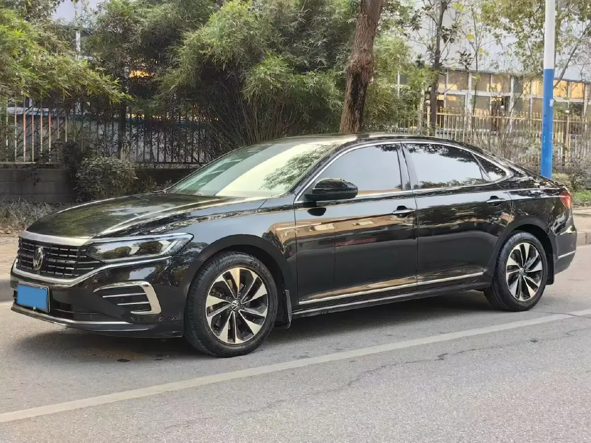 2023 Volkswagen Passat 1.4T 150HP L4 7DCT 2023 Volkswagen Passat 1.4T 150HP L4 7DCT