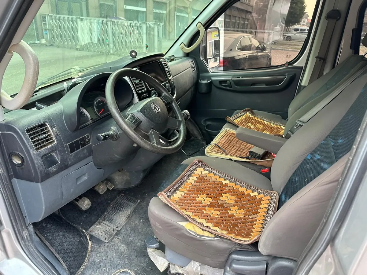 2021 DongFeng DFAC YuFeng 2.0T 136HP L4 6MT,autocango,china used car exporter,china ev exporter,chinese used car exporter,chinese used ev exporter