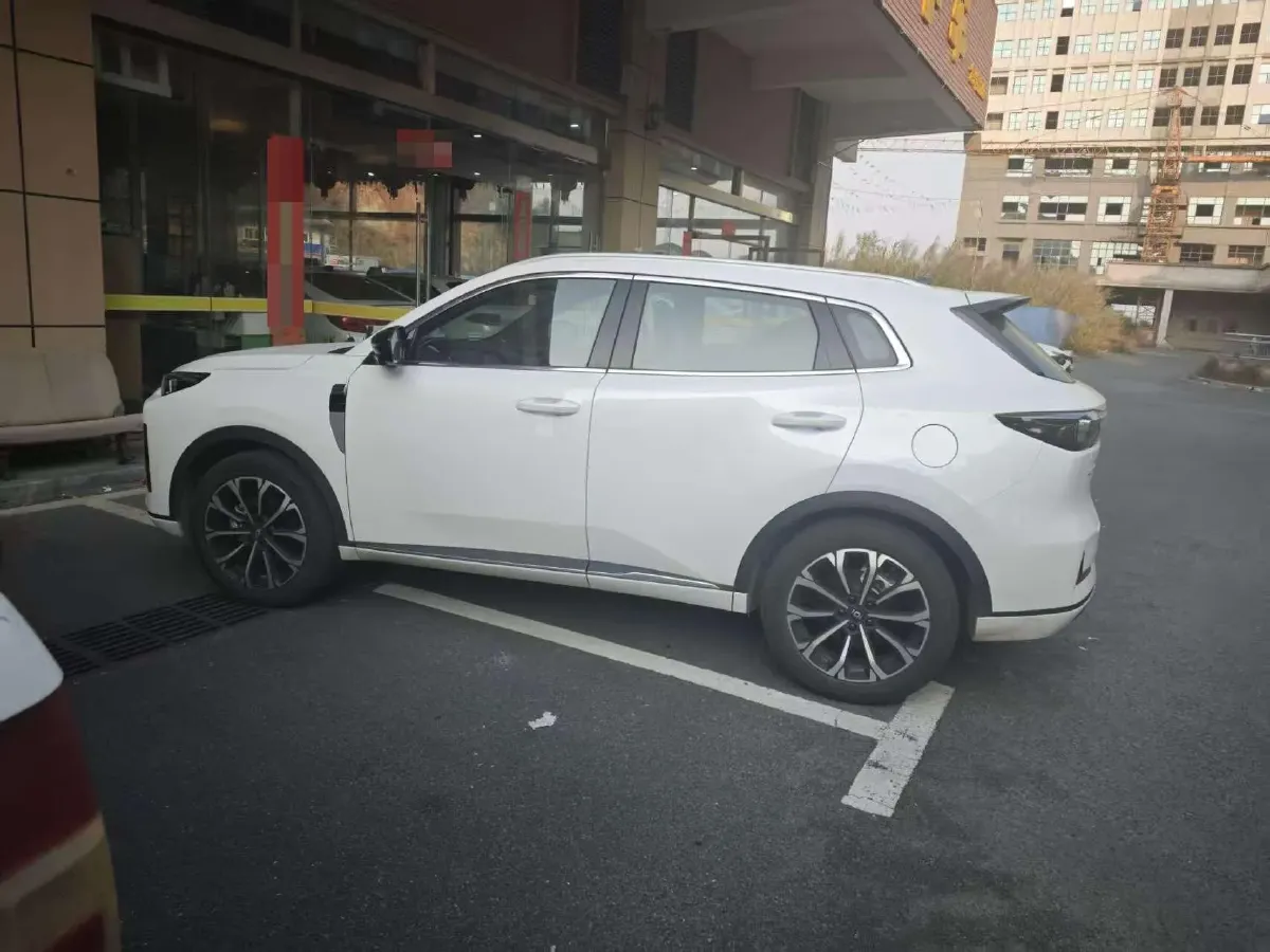 2025 ChangAn QiYuan Q05 Classic 1.5L 98HP L4 E-CVT PHEV 18.4KWH,autocango,china used car exporter,china ev exporter,chinese used car exporter,chinese used ev exporter