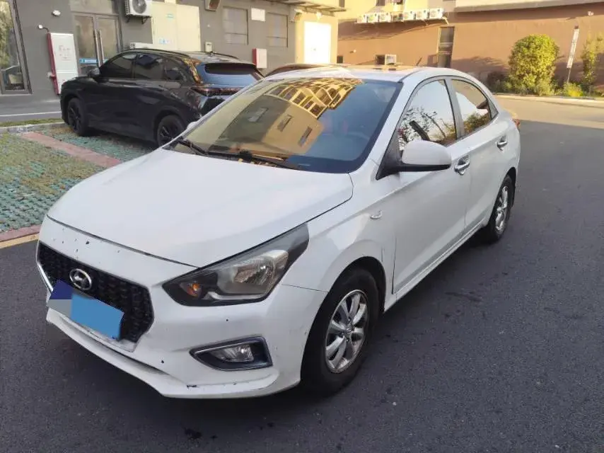 2017 Hyundai Reina 1.4L 95HP L4 4AT