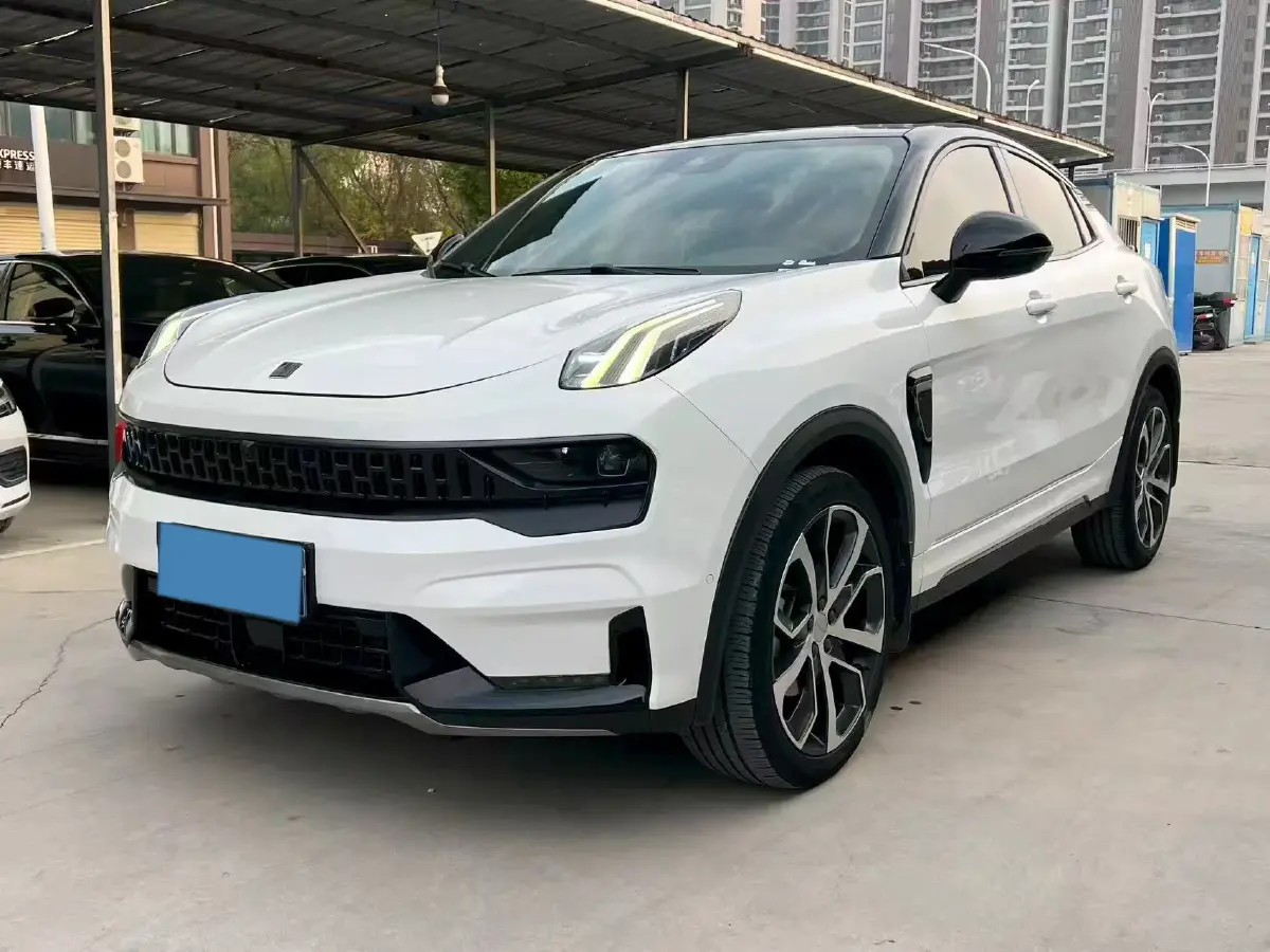 2020 LYNK&CO 05 2.0T 254HP L4 8AT