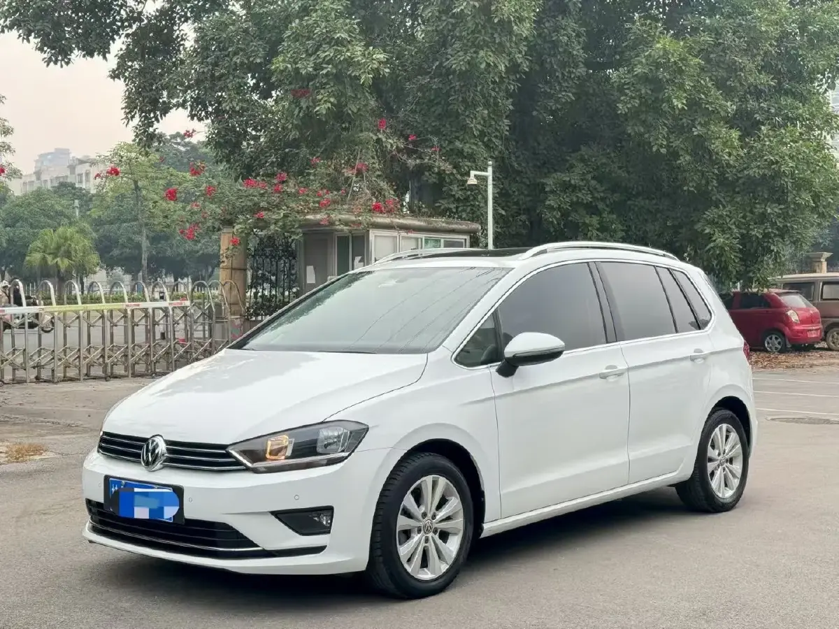 2018 Volkswagen Golf Sportsvan 1.4T 131HP L4 7DCT